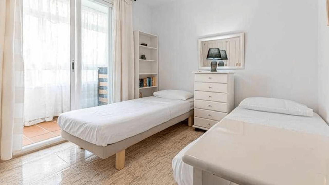 797 Holiday Rentals - Piso Para 4 Con Amplia Terraza Al Jardin Y Al Mar Benalmádena Buitenkant foto